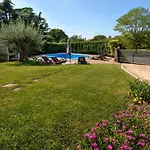 Tatil Evi Nina With Private Pool Near