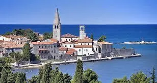 Nina With Private Pool Near