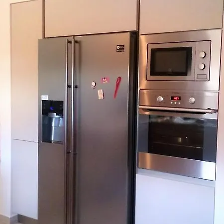 度假居 Nina With Private Pool Near 波雷奇