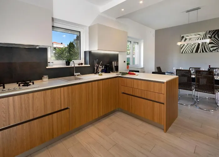 Nyaraló Nina With Private Pool Near Poreč