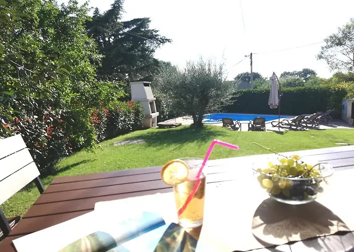 Nina With Private Pool Near Poreč