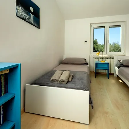 Nina With Private Pool Near